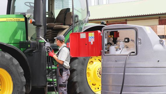 Plastová, dvojplášťová nádrž na naftu SIBUSO 2500L ECONOMIC