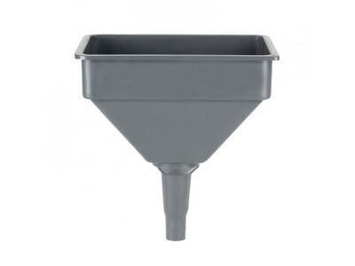 Lievik pre traktory - 4 L