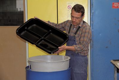 Plastové záchytné vaničky