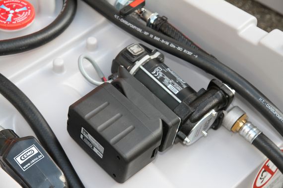 Mobilná nádrž na naftu DT-MOBIL Easy 600 l,  AKU Battery 18 V - 4 Ah,  40 l/min