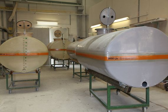 SKLOLAMINÁTOVÉ NÁDRŽE NA KVAPALNÉ HNOJIVO DAM 600 - 10 000 l