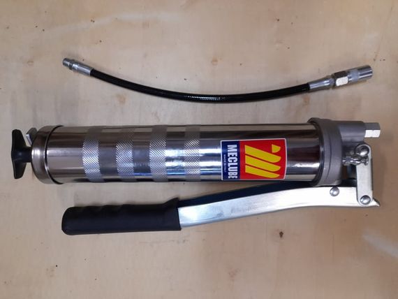 Mazací lis pákový „PROFI“ 500 ccm  Meclube s príslušenstvom